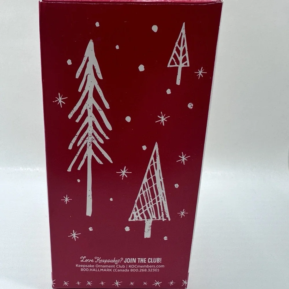 Hallmark Keepsake Peanuts Kickin' With Snoopy Soccer Ornament 2016 Boxed